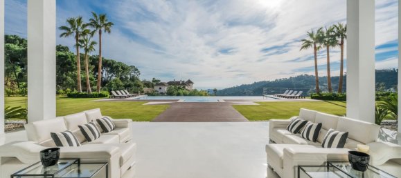 8 bedrooms Villa in La Perla-Torremuelle, Spain No. 2868 7