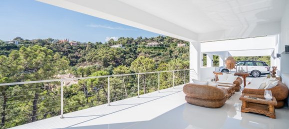 8 bedrooms Villa in La Perla-Torremuelle, Spain No. 2868 9