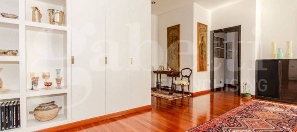 3 bedrooms Apartment in Milan, Italy No. 332124 15