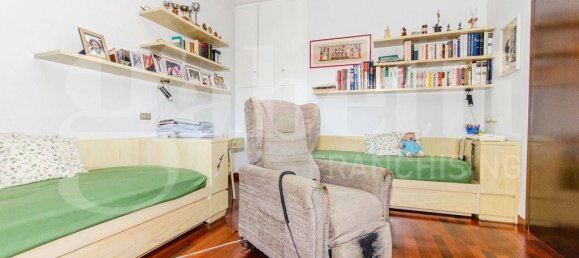 3 bedrooms Apartment in Milan, Italy No. 332124 19