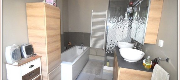 3 bedrooms House in Wasquehal, France No. 231814 9