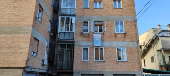 3 bedrooms Apartment in Verona, Italy No. 88010 22