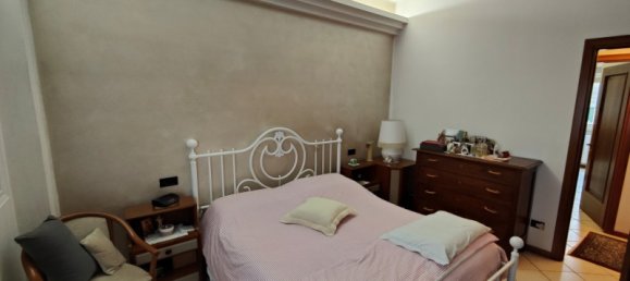 3 bedrooms Apartment in Verona, Italy No. 88010 10