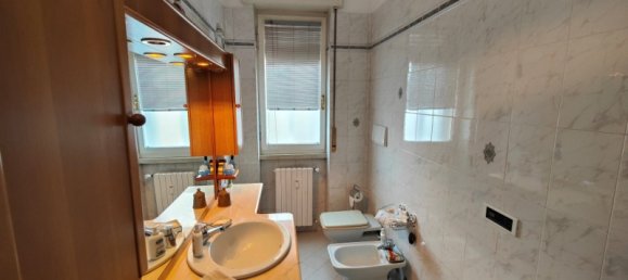 3 bedrooms Apartment in Verona, Italy No. 88010 16