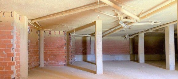 366m² Office in Murcia, Spain No. 168109 2