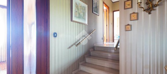 5 Schlafzimmer Villa in Trieste, Italy, Nr. 119165 28