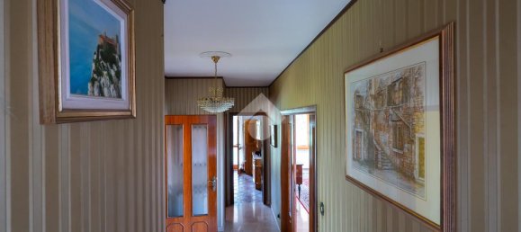 5 Schlafzimmer Villa in Trieste, Italy, Nr. 119165 34