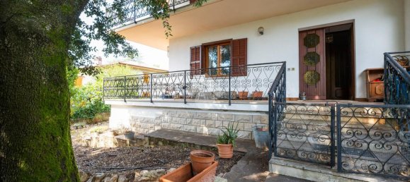 5 Schlafzimmer Villa in Trieste, Italy, Nr. 119165 2