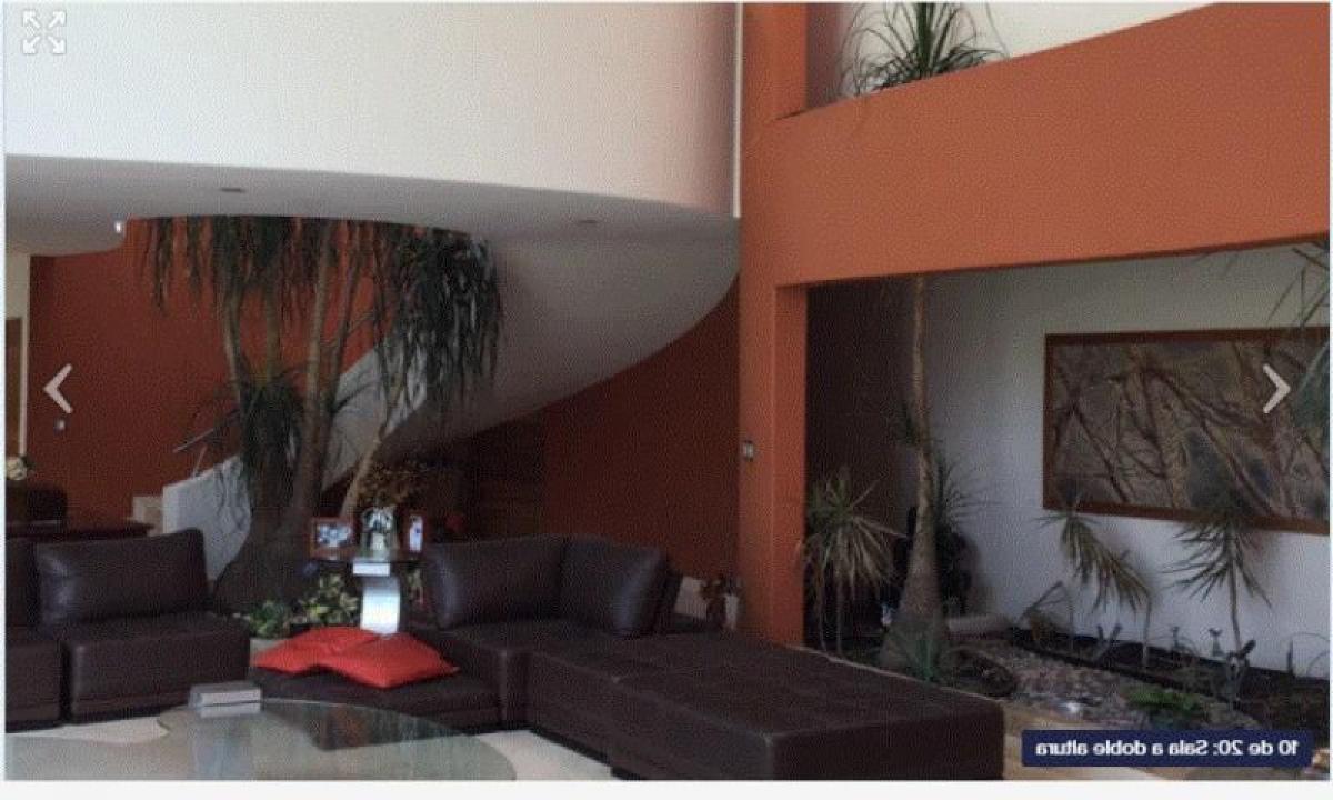 4 bedrooms House in Queretaro, Mexico No. 152511
