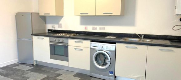 1 bedroom Apartment in Leatherhead, United Kingdom No. 13894 6