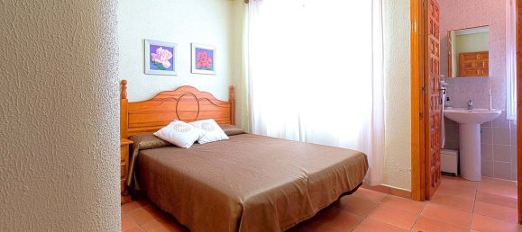 3 bedrooms House in Torrevieja, Spain No. 191275 16