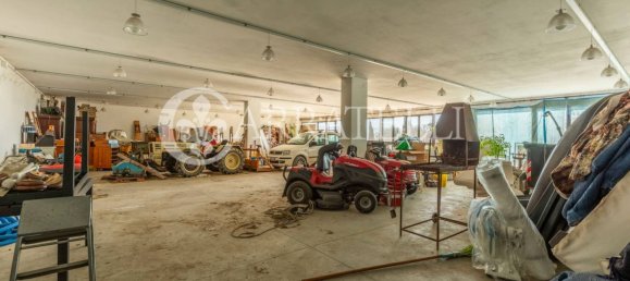 Дом с 5 спальнями в Кастильоне дель Лаго, Италия № 46318 40