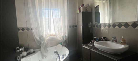 4 rooms Apartment in Martinengo, Italy No. 16626 15