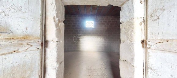 Edificio de 5 habitaciónes en San Donato di Lecce, Italy No. 117738 15