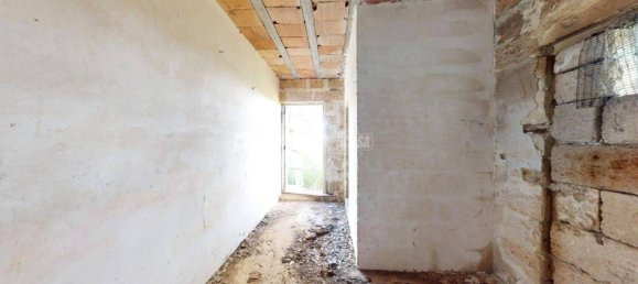 Edificio de 5 habitaciónes en San Donato di Lecce, Italy No. 117738 7