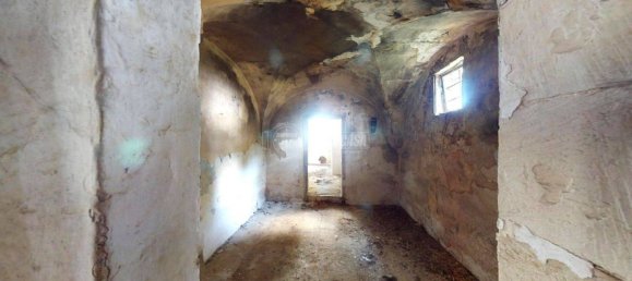 Edificio de 5 habitaciónes en San Donato di Lecce, Italy No. 117738 6