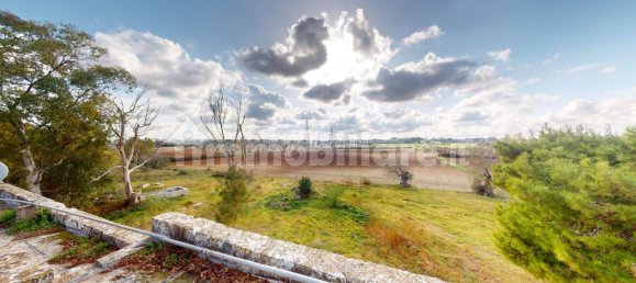 Edificio de 5 habitaciónes en San Donato di Lecce, Italy No. 117738 20