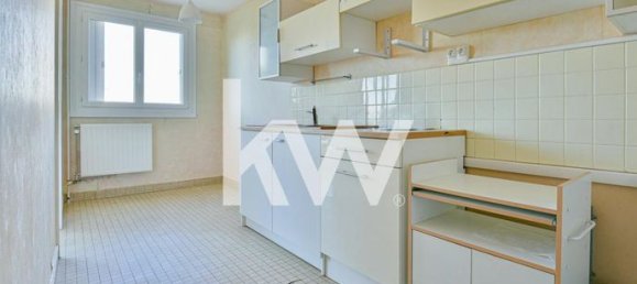 1 bedroom Apartment in Limoges, France No. 306001 3