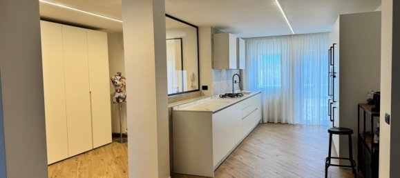 4 chambres Appartement à Monteprandone, Italy No. 313698 2