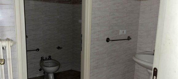 7 rooms Apartment in Pistoia, Italy No. 138943 28