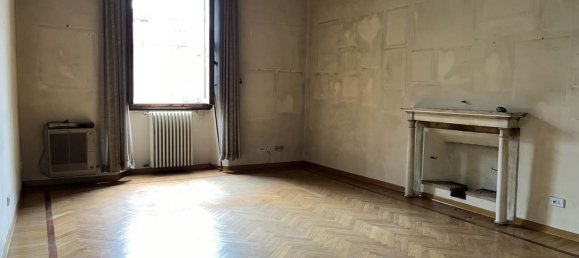 7 rooms Apartment in Pistoia, Italy No. 138943 14