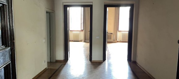 7 rooms Apartment in Pistoia, Italy No. 138943 19