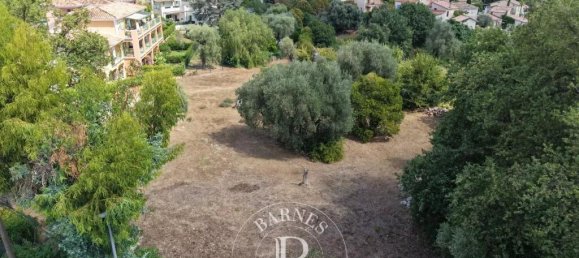 Terreno en Roquefort-les-Pins, France 2749 m² No. 343620 20