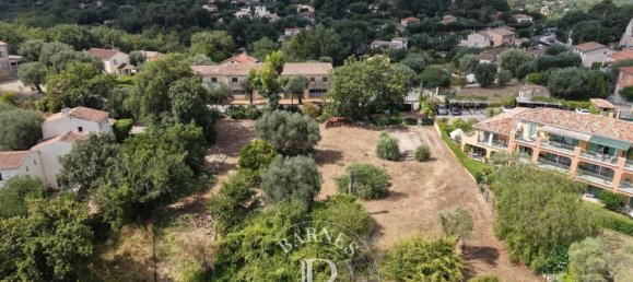 Terreno en Roquefort-les-Pins, France 2749 m² No. 343620 25