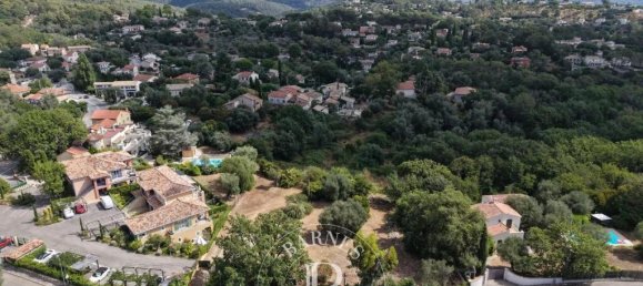 Terreno en Roquefort-les-Pins, France 2749 m² No. 343620 12