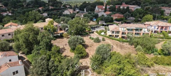 Terreno en Roquefort-les-Pins, France 2749 m² No. 343620 22