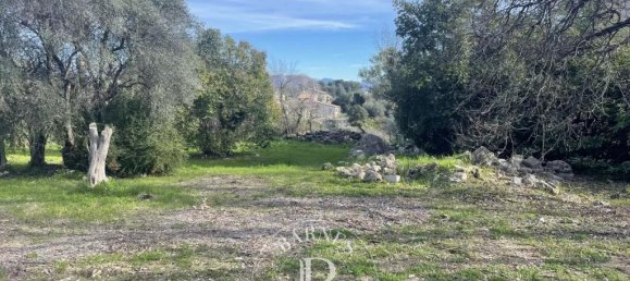 Terreno en Roquefort-les-Pins, France 2749 m² No. 343620 2