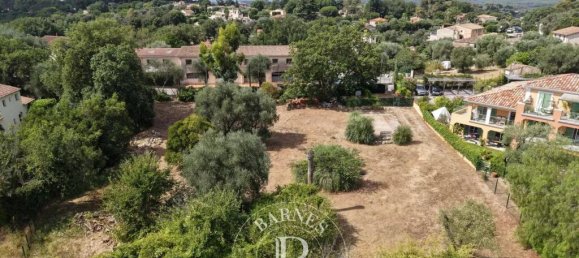 Terreno en Roquefort-les-Pins, France 2749 m² No. 343620 14