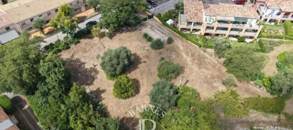 Terreno en Roquefort-les-Pins, France 2749 m² No. 343620 7