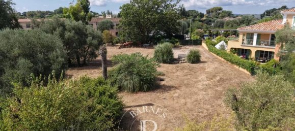 Terreno en Roquefort-les-Pins, France 2749 m² No. 343620 16