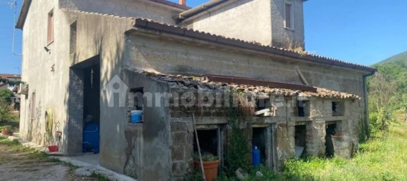 4 rooms House in Caiazzo, Italy No. 223572 5