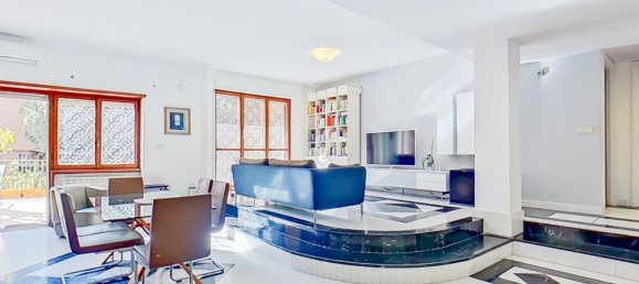 4 rooms Apartment in Rome, Italy No. 69395 2