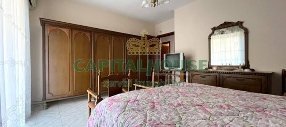 Квартира с 4 комнатами в Санта Мария Капуа Ветере, Италия № 3060 12