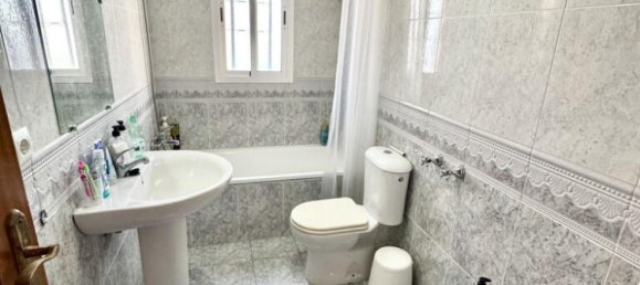 Квартира с 3 спальнями в Фуэнхирола, Испания № 185726 10