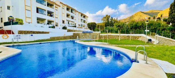 Квартира с 3 спальнями в Фуэнхирола, Испания № 185726 2