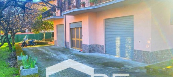 30m² Garage in Rome, Italy No. 124264 7