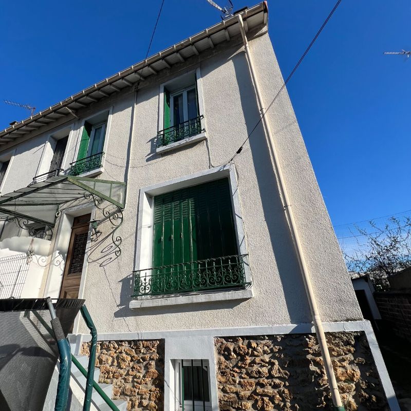 2 bedrooms House in Livry-Gargan, France No. 171708