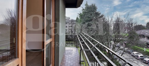 3 bedrooms Apartment in Vedano al Lambro, Italy No. 27880 8