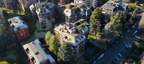 3 bedrooms Apartment in Vedano al Lambro, Italy No. 27880 2