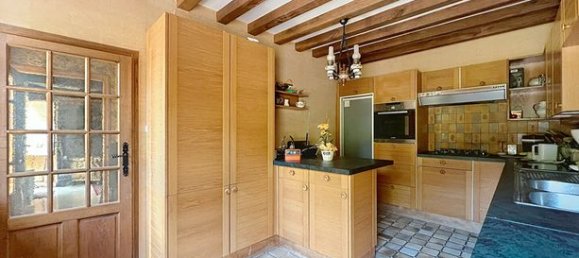 4 bedrooms House in Bernay, France No. 354194 2