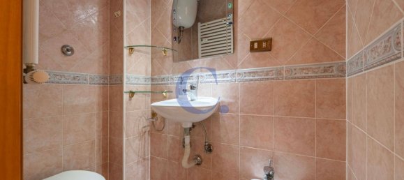 4 bedrooms Apartment in Rome, Italy No. 357024 35