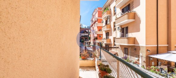 4 bedrooms Apartment in Rome, Italy No. 357024 28