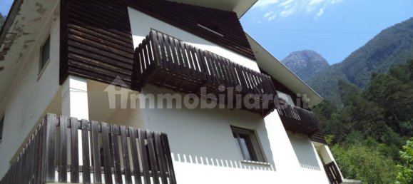 4 bedrooms Villa in Val di Zoldo, Italy No. 273045 6