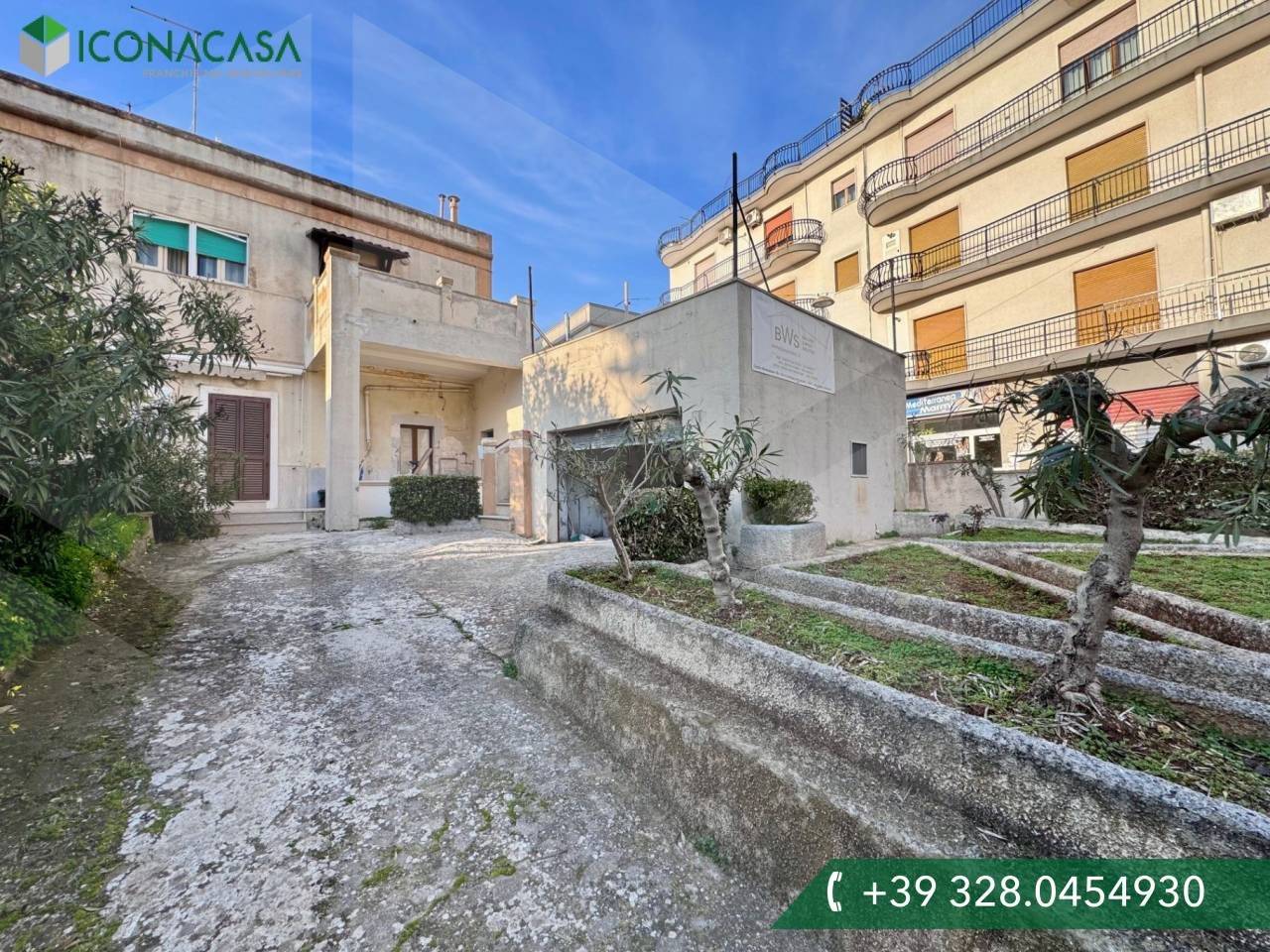 Casa de 3 dormitorios en Ceglie Messapica, Italy No. 17194