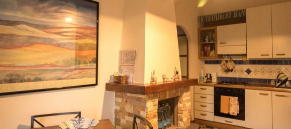 2-salle Appartement à Poggio Mirteto, Italy No. 30747 2