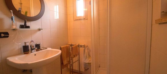 2-salle Appartement à Poggio Mirteto, Italy No. 30747 7